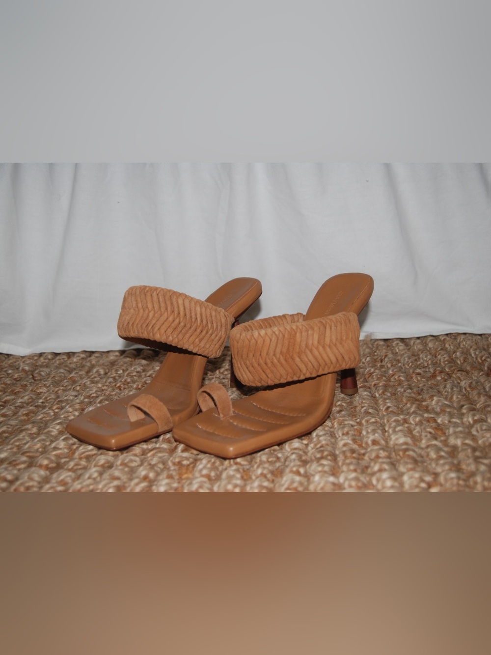 Vero Cuoio Braided Suede Tan Slide Mules